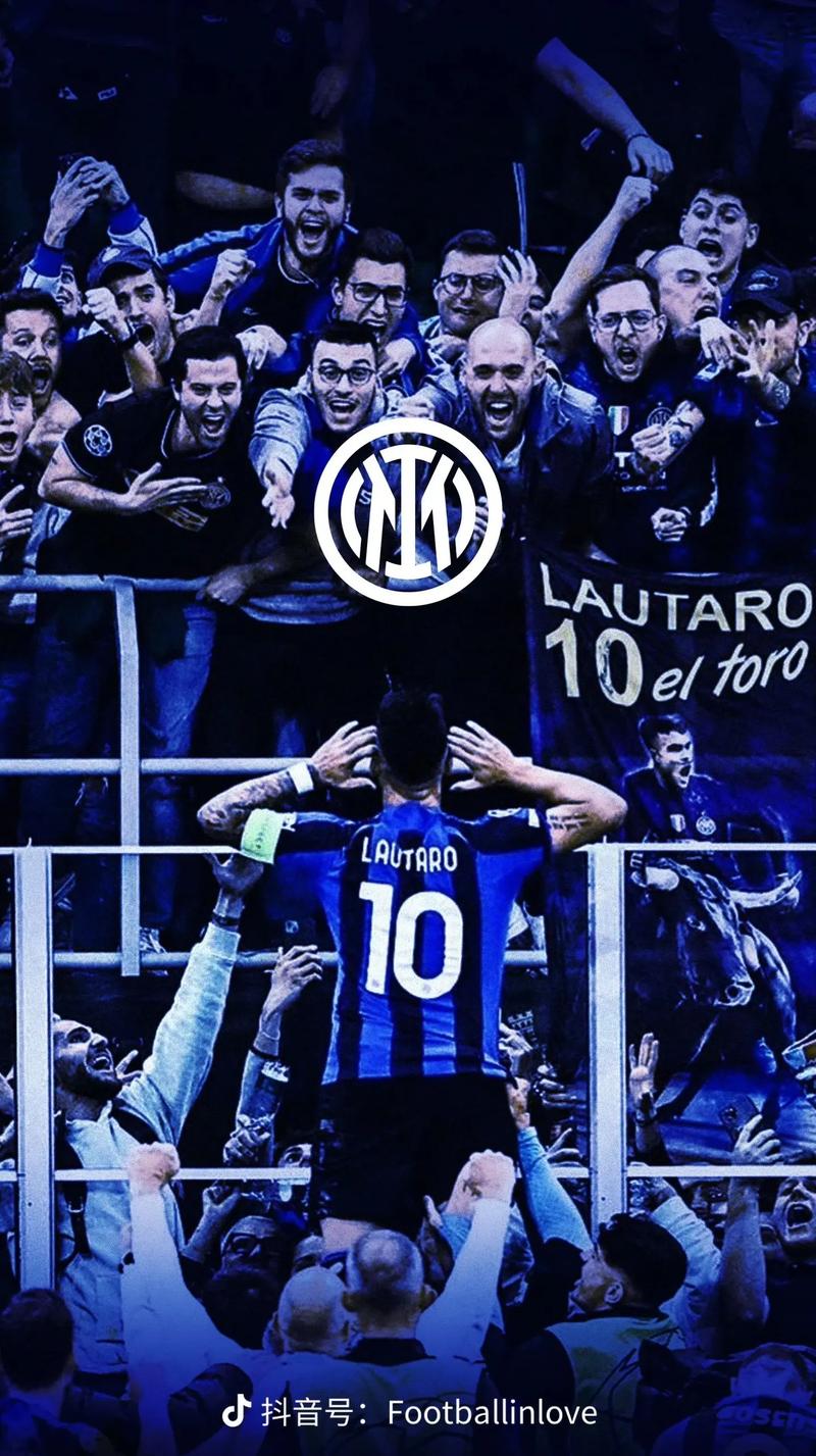 王刚随北京国安六年后终夺足协杯冠军，球迷泪洒现场（六年磨一剑，王刚随国安圆足协杯冠军梦，球迷现场落泪）